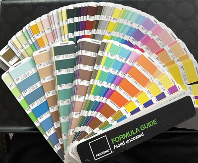 Pair Pantone Formula Guide Solid Coated & Uncoated Set 2006 Very