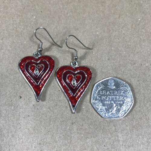 Red Heart Vintage Dangle Earrings - Picture 6 of 6