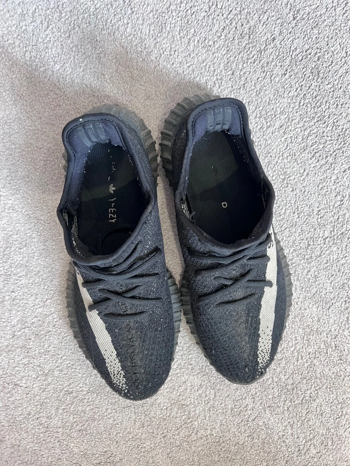 Size 10 - Yeezy Boost 350 V2 Oreo, photo 4 of 5
