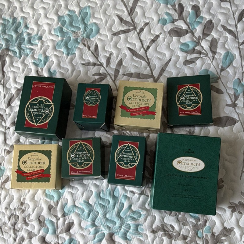 Hallmark Keepsake Ornament Collector's Club Christmas Ornament Hanging