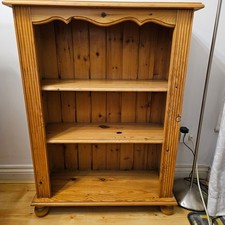 Pine Wooden Bookcase Natural Grain Finish - With Bun Feet