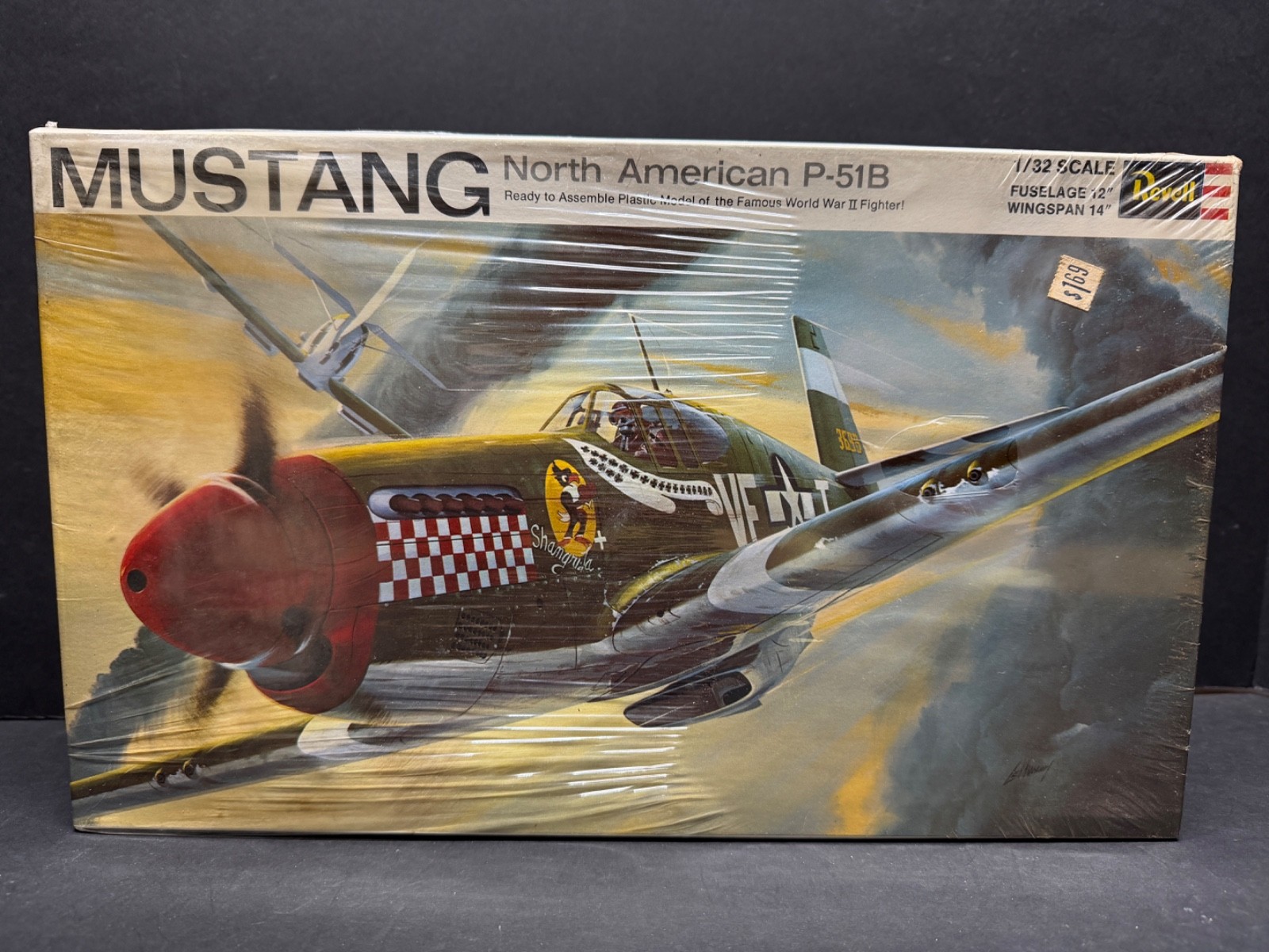1969 Revell 1/32 MUSTANG NORTH AMERICAN P-51B RARE Factory S