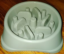 Slow Feeder Dog Bowl for Small Medium Dogs Anti-Slip Dog Feeding Bowls Puzzle