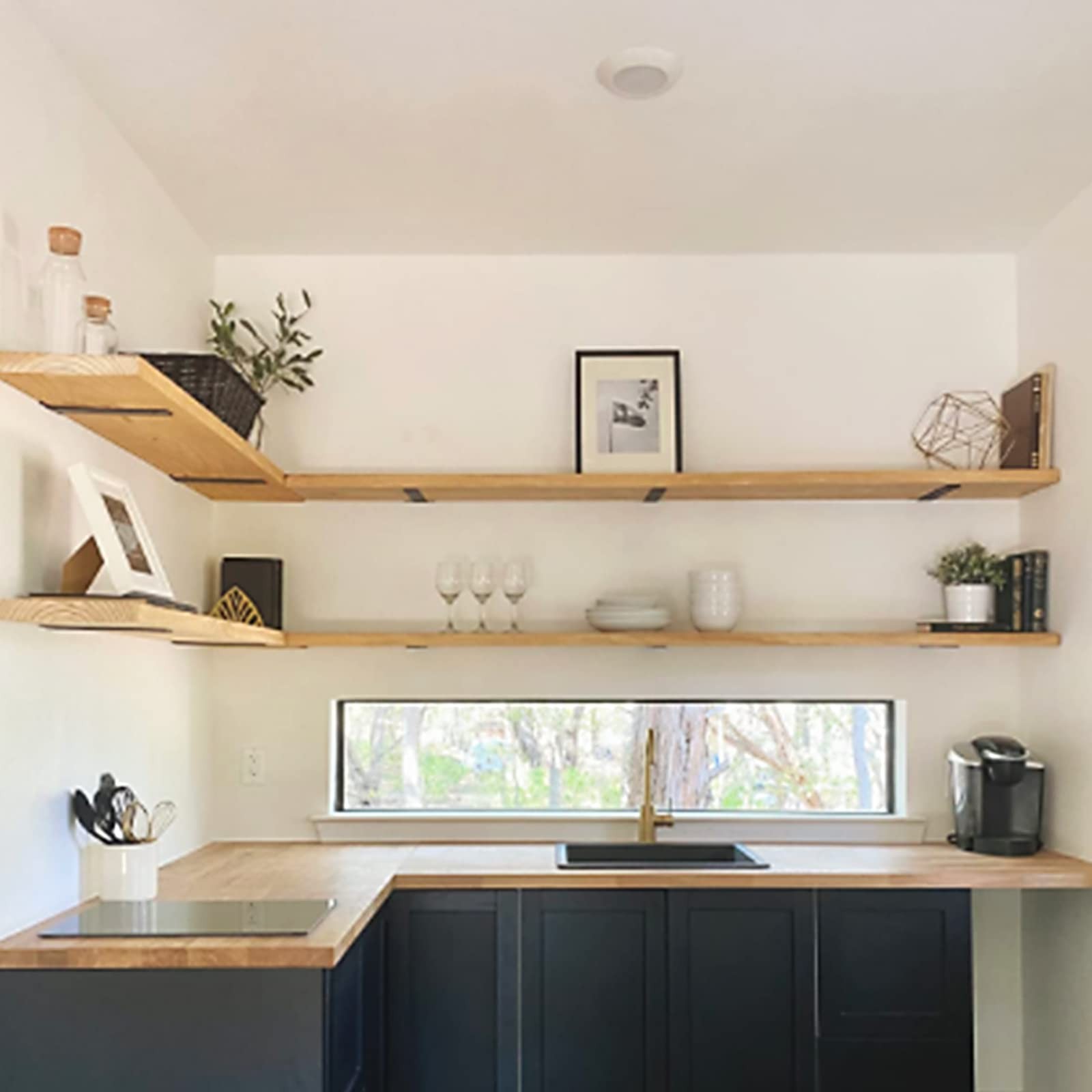 6" Heavy Duty Floating Shelf Brackets, Black Metal L Brackets, 6 Pack