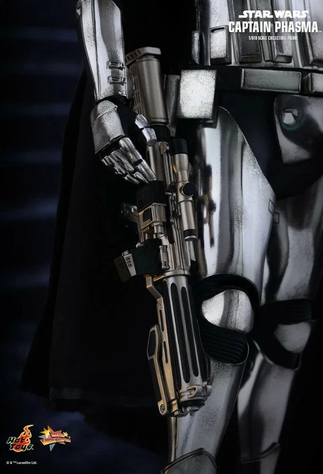 Figura Capitana Phasma Hot Toys MMS 328 Star Wars First Order Force Awakens Foto 4 de 4