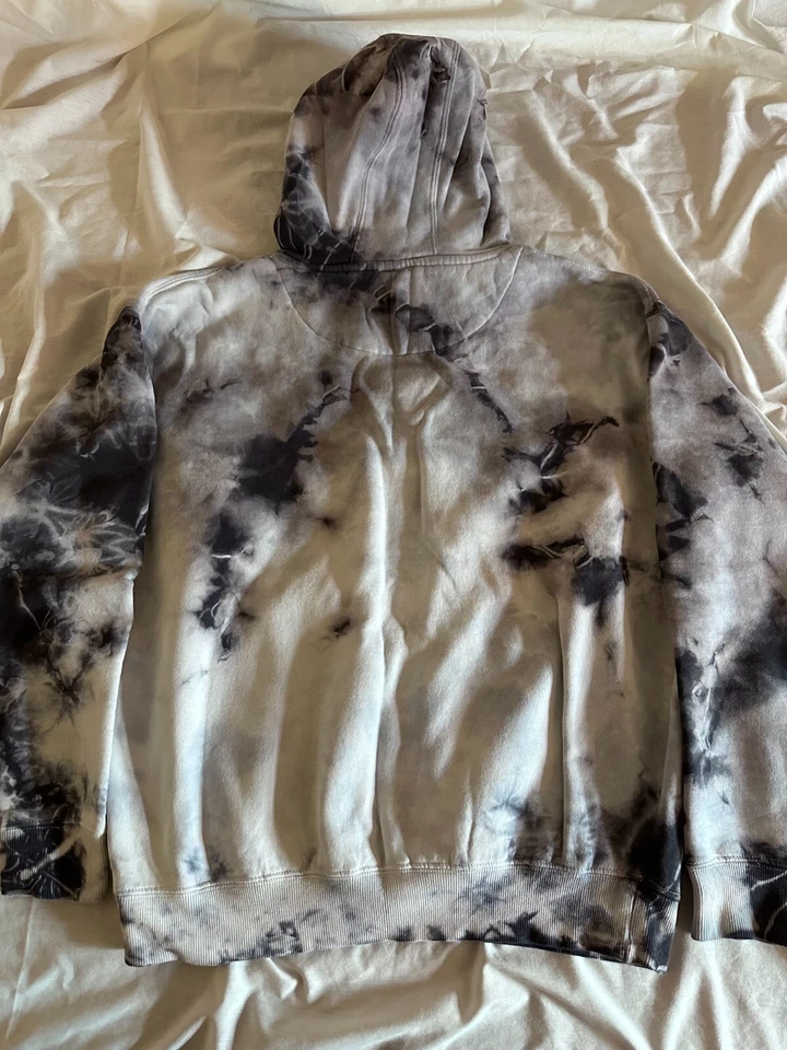 EPTM Hoodie SNOW STORM Crystal Dye Size Small - Image 3 of 4