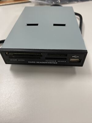 Internal 3.5'' All-in-1 Card Reader/Writer with USB2.0 Port E9