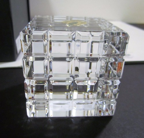 Waterford Crystal London Paperweight Square Cube Hand Signed Boxed w/tags - Picture 2 of 12