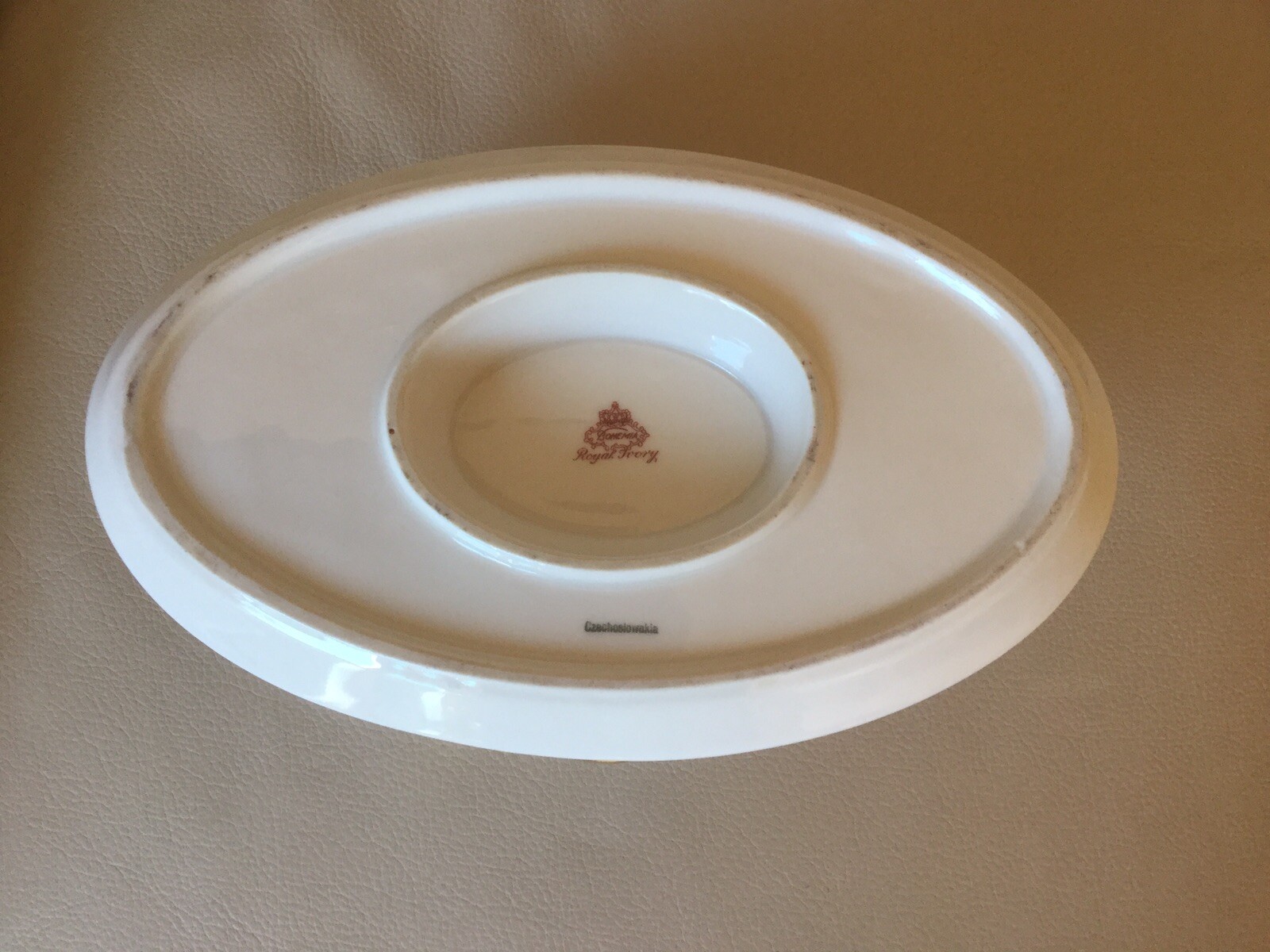 Vintage Bohemia Czech Royal Ivory Gold Rimmed Laurel Pearl China Gravy ...