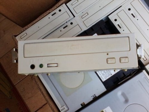 CD-ROM Drive Beige or Black, IDE/ E-IDE ATAPI Interface, Vintage Computer - Photo 7/22
