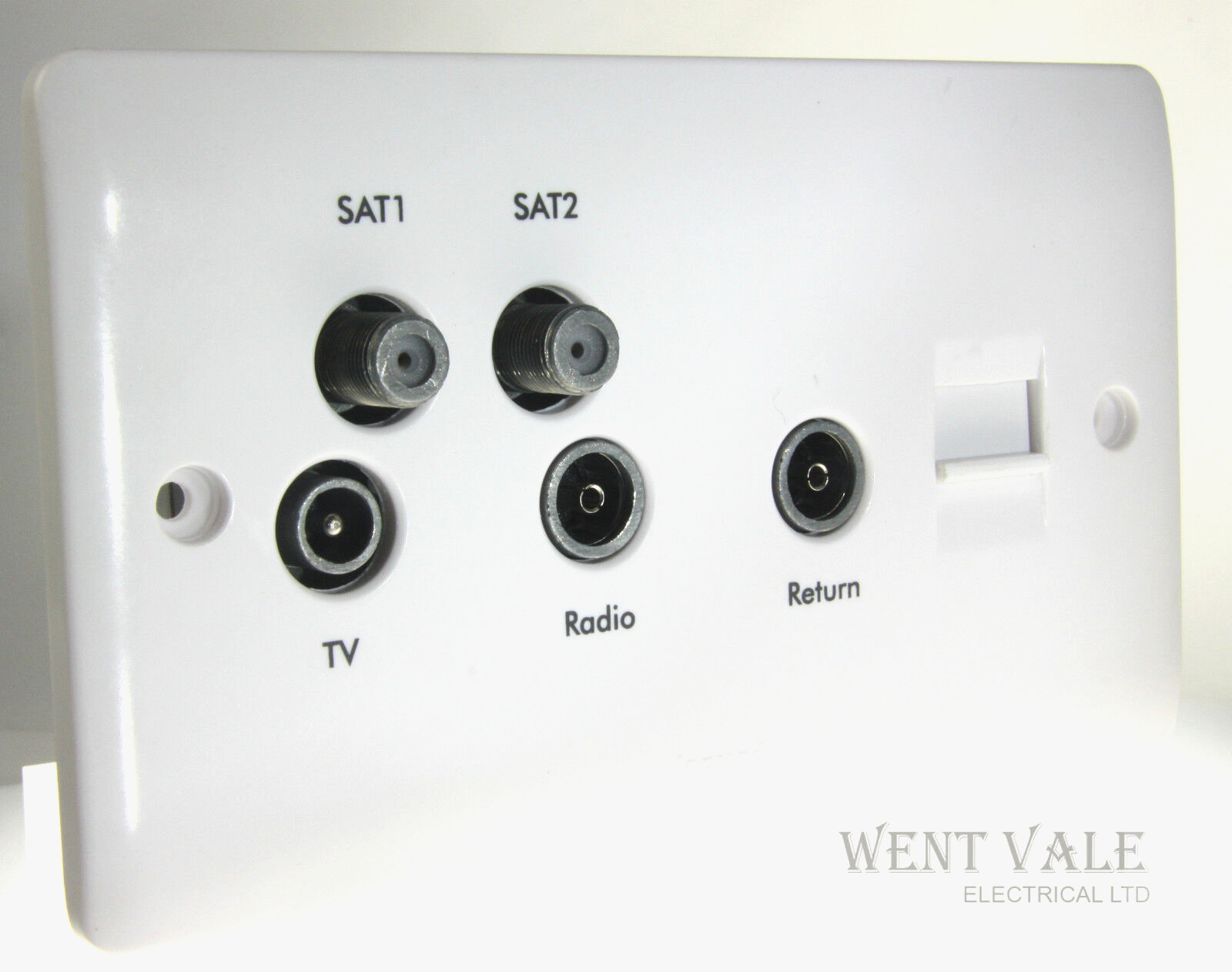 Legrand Synergy 7300 45 - 2 Gang TV/FM/2xSAT Quadplexer/TV Ret/Sec T/Phone Skt