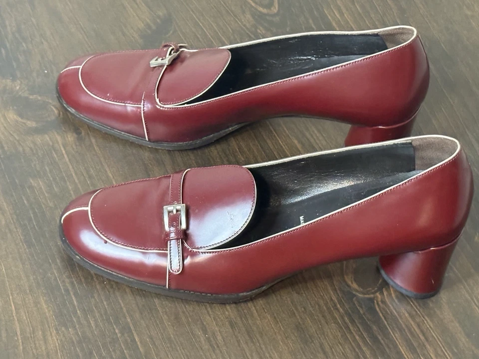 Zapatos de salón mocasines PRADA rojo borgoña charol talla 37 usados en excelente estado Foto 3 de 4