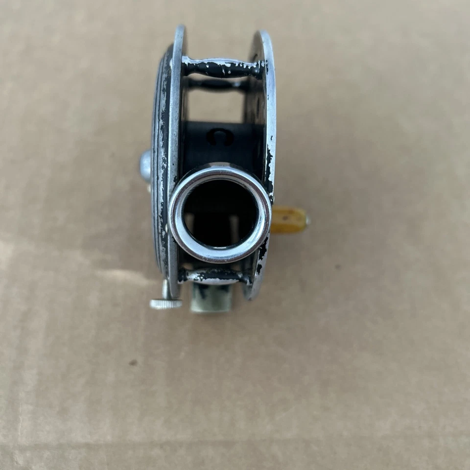 CARRETE FLY PFLUEGER MEDALIST 1494 VINTAGE, MODELO PENDIENTE DE PATENTE Foto 2 de 4