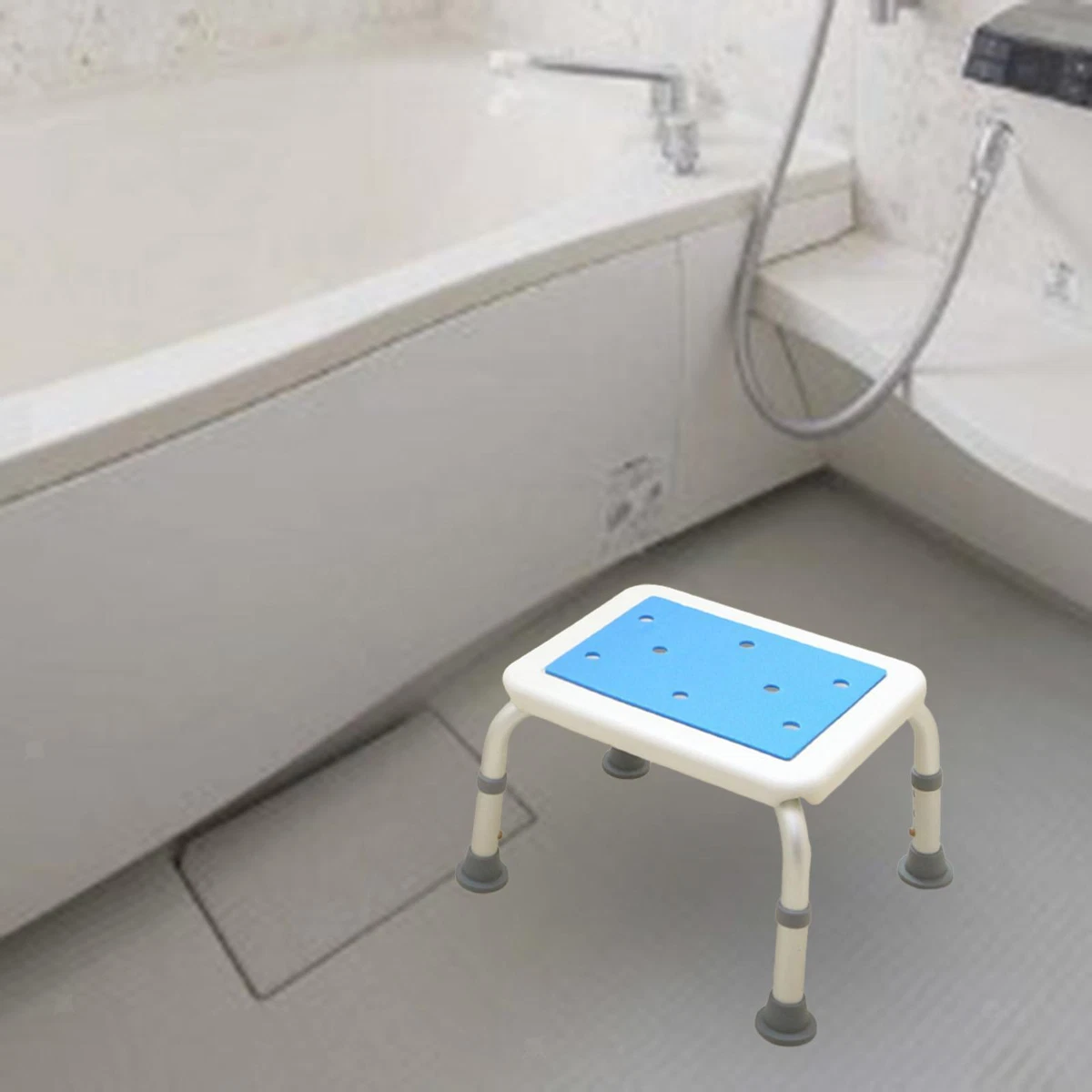 Bathtub foot rest top