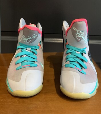 Nike Lebrons 9 South Beach Youth Size 5.5 Worn Once Without Box 
