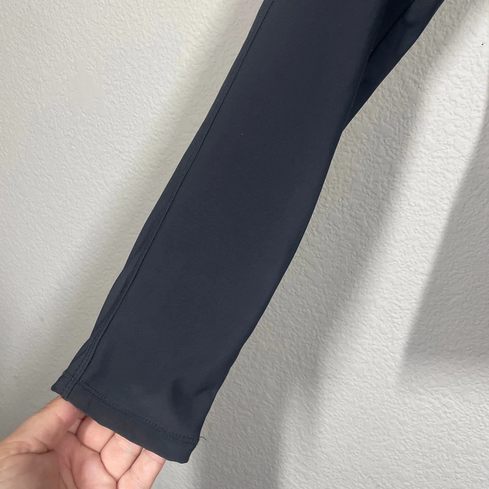 Blusa feminina Nils tamanho médio Hilary gola redonda preta manga comprida roupa ativa - Imagem 3 de 4