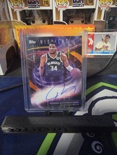Topps Midnight 2025 Giannis Antetokounmpo Stroke of Midnight Auto /50  