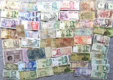 Collection of Over 50 UK & World Banknotes Inc Scotland, Canada, England, Spain