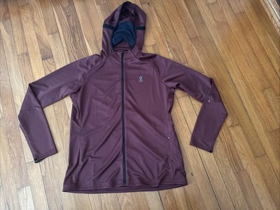 On Clouds Run on Clouds Women s Mulberry Climate Zip Hoodie Size L (J07)