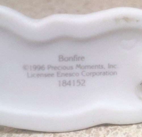 Precious Moments "Bonfire" Porcelain Bunnies 1996 Figurine #184152 3"L - Picture 6 of 6