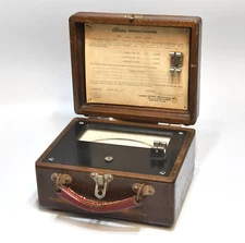 VINTAGE ALNOR PORTABLE PYROMETER  TYPE 4200  ILLINOIS TESTING LABS + ACCESSORIES