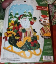 Bucilla : Santa's Grand Sleigh Felt Stocking Kit 86842E