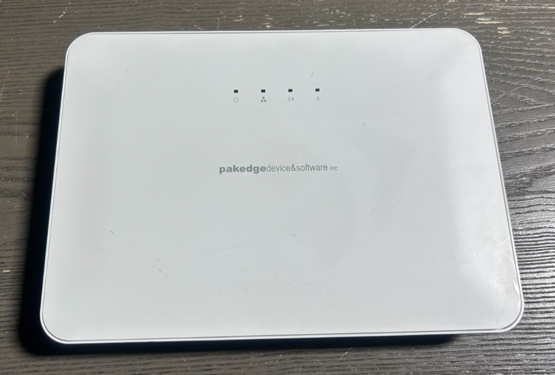 PAKEDGE WX-1 Dual Band Access Point White, Tested & Factory Reset