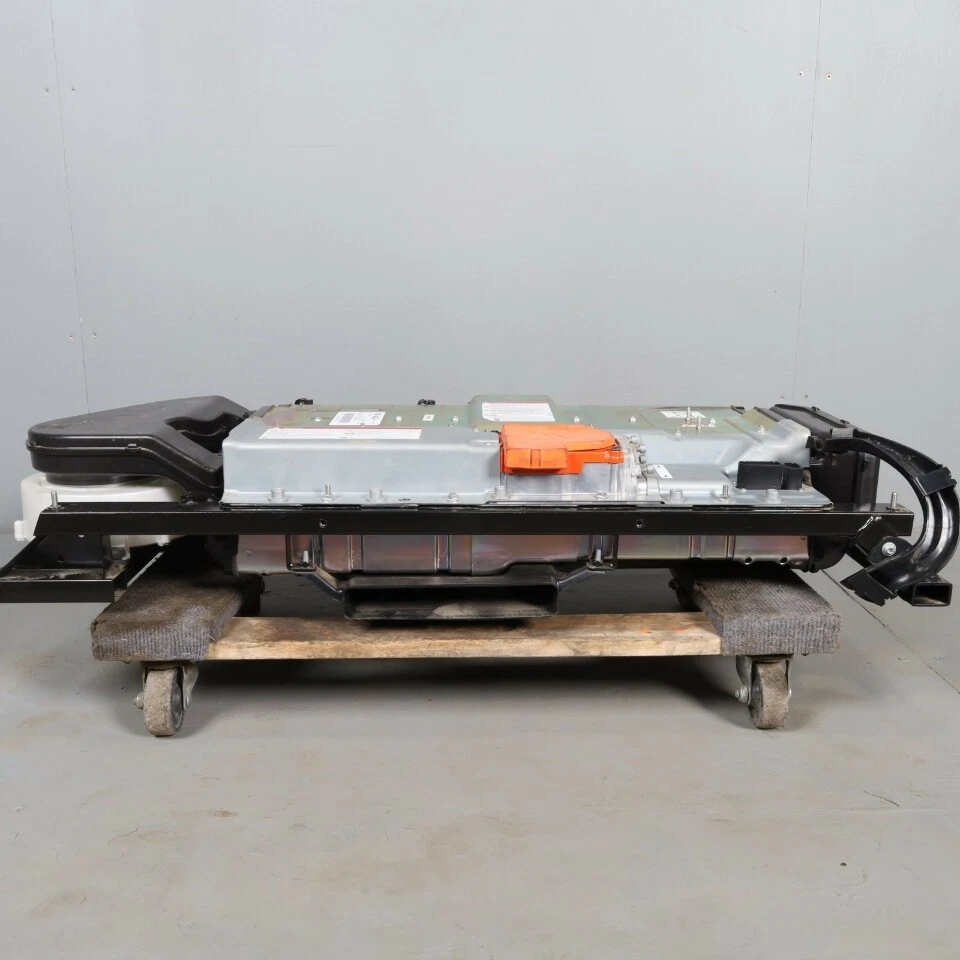 2013-2016 Volkswagen Jetta Hybrid Battery Pack 5C6915590C OEM Used - Image 3 of 4