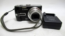 Panasonic LUMIX DMC-TZ3 7.2MP Digital Camera - Black with Battery  Charger