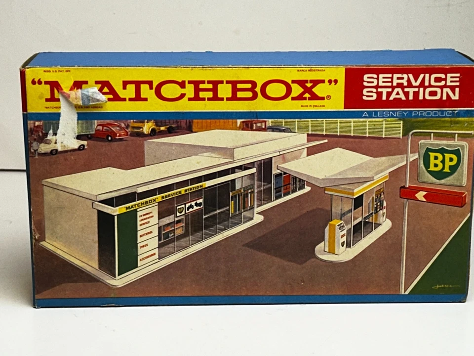 Matchbox MG-1 BP Service Station with Original Box - Image 4 of 4