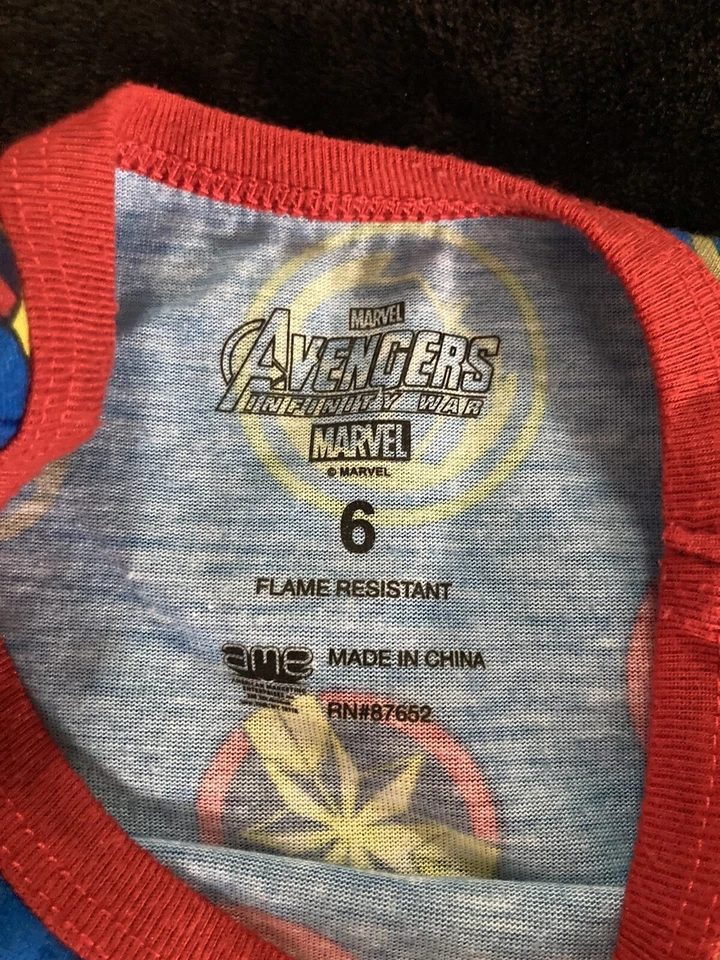 Marvel Avengers Blue Tank Top Captian America Iron Man Hulk Boys Size 6 - Image 3 of 4