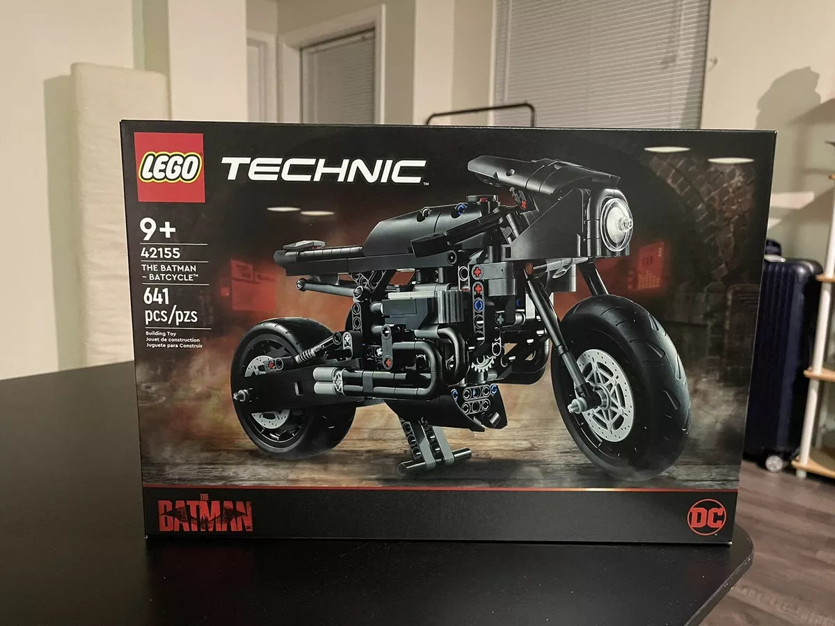 LEGO Technic 42155 The Batman - Batcycle detailed building review 