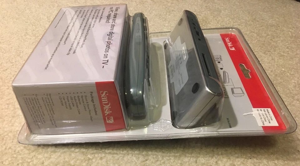 SanDisk Shoot Store Digital Photo Album TV Direct Viewing Memory Card Reader NEW - Image 3 of 4