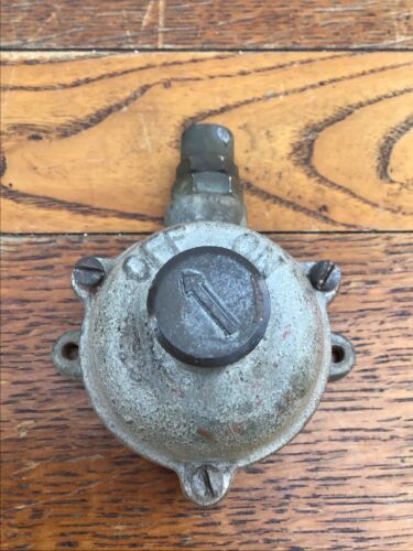 VINTAGE INDUSTRIAL WALSALL LIGHT SWITCH , CAST IRON FACTORY SWITCH, SPARES,  2 - Picture 1 of 8
