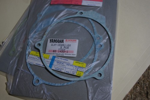 YAMAHA YZ490 WR500 STATOR GENERATOR COVER GASKET 1LV-15451-00 NOS OEM