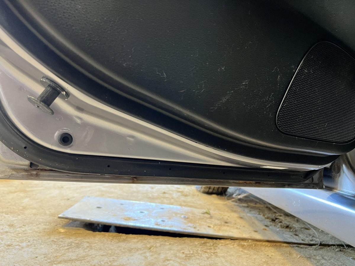 05-09 SUBARU LEGACY SEDAN DRIVER LEFT REAR SIDE POWER DOOR QUARTZ