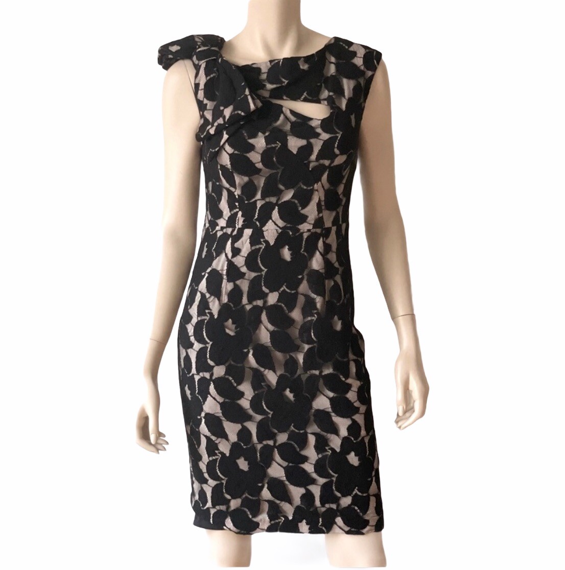 NWT Tracy Reese Black Lace Bow Shift Dress 4 $296 NWT Tracy Reese Black Lace Bow Shift Dress 4 $296