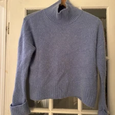 Halston Women 100% 2-Ply Cashmere Pullover Turtleneck Sweater Med shrunk striped