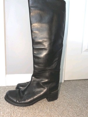 Stuart Weitzman Boots 8.5 M Black Leather Knee High Riding Low Heel Silver Trim