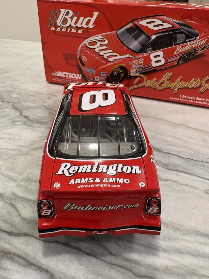 Dale Earnhardt Jr 2001 Budweiser Standard Scheme Nascar 1/24 Diecast Action #8 - Image 4 of 4