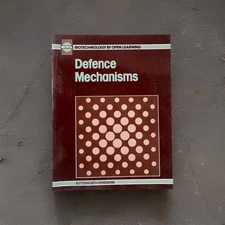 Biotechnology Textbook ~ Defence Mechanisms 1993 BIOTOL Open Learning ~ Butterwo