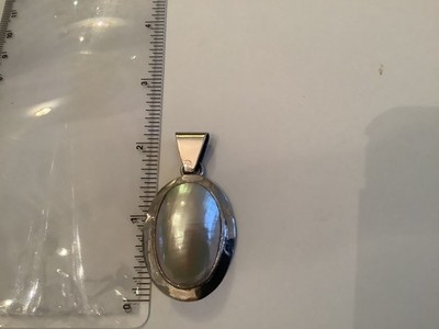 native american mobe pearl pendant