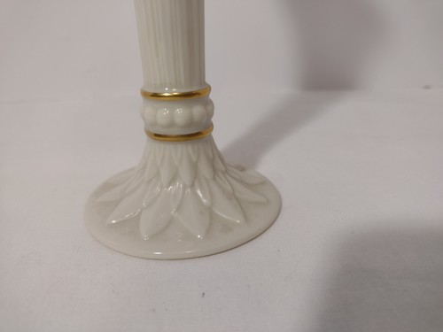 Jarrón Lenox Tivoli 9" Acanalado Marfil Porcelana 24K Borde Excelente Estado Usado - Imagen 4 de 5
