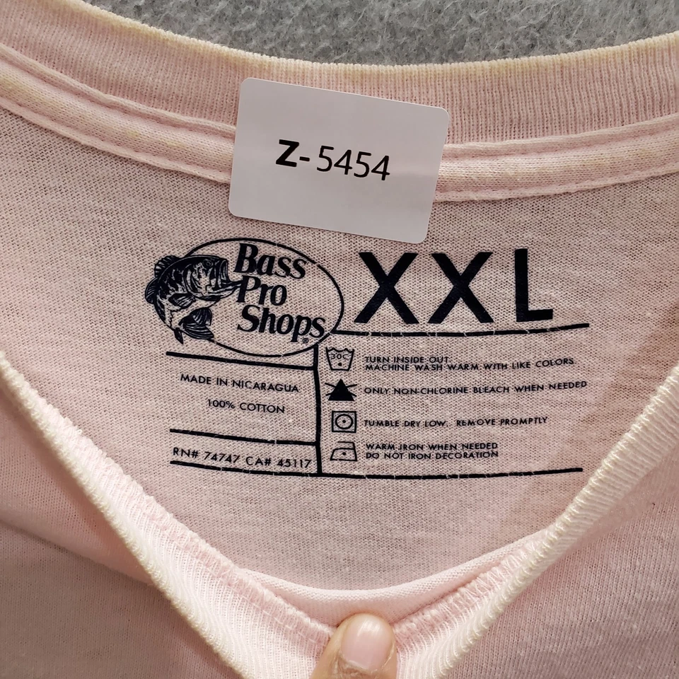 Camiseta masculina Bass Pro Shops 2XL logotipo rosa gráfico peixe uma tradição americana LEIA - Imagem 3 de 4
