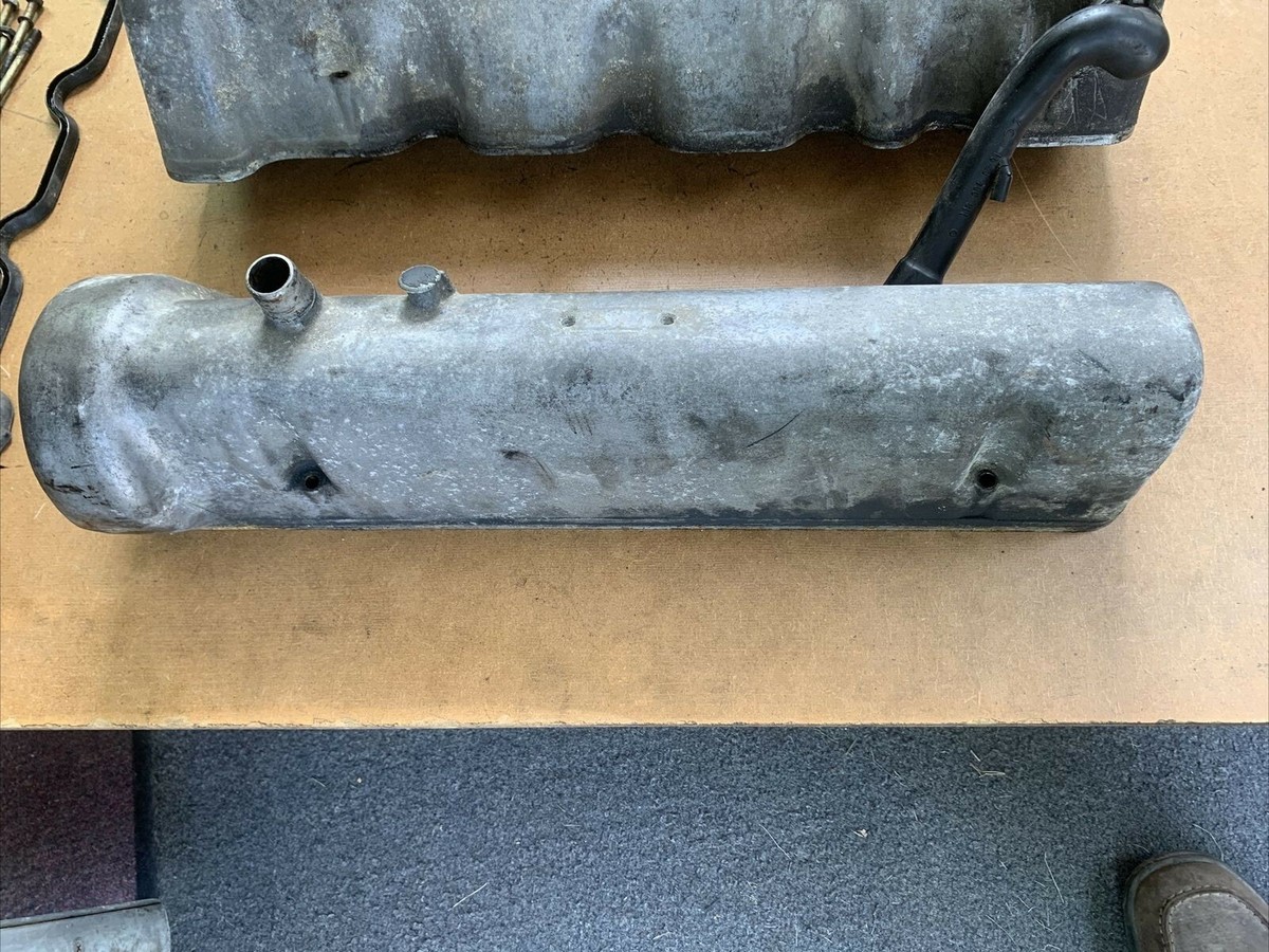 73-80 MERCEDES 4.5L 450SEL SL SLC OEM ENGINE VALVE COVER 73-80 MERCEDES 4.5L 450SEL SL SLC OEM ENGINE VALVE COVER