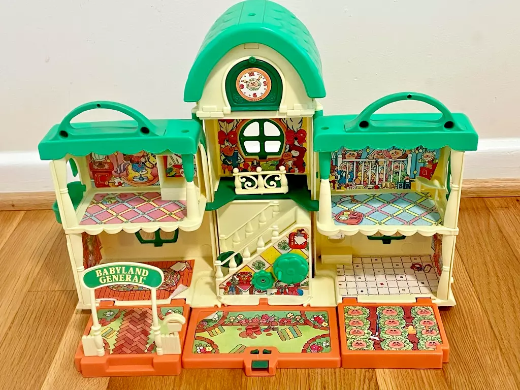 Cabbage patch sales doll house