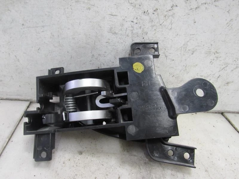 INSIDE DOOR HANDLE RH 09 10 11 12 13 14 15 16 17 18 19 20 NISSAN 370Z 806701EA0A - Image 2 of 4