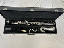 SOLID QUALITY BUESCHER RESONITE BASS CLARINET + CASE