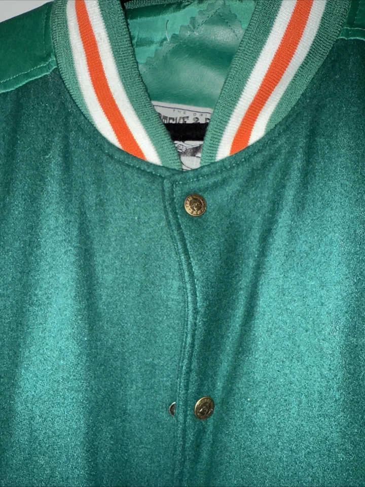 Vintage UMIAMI Varsity jacket Men’s Size XL  Made By Steve and Barry’s - Image 3 of 4