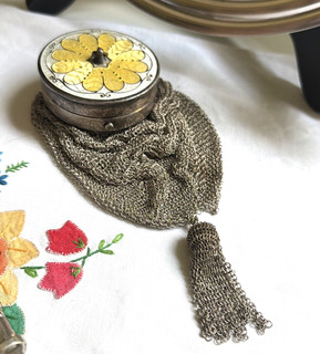 Antique Vintage Metal Mesh Purse Compact & Mirror Guilloche Enamel Flower 1900's
